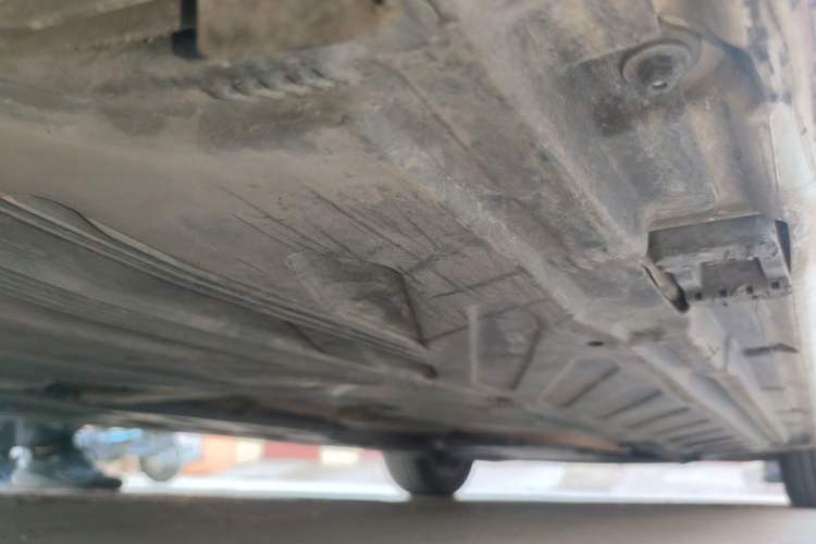 Used Mercedes-Benz C-Class 2015 C 180 L Chassis Rear Right