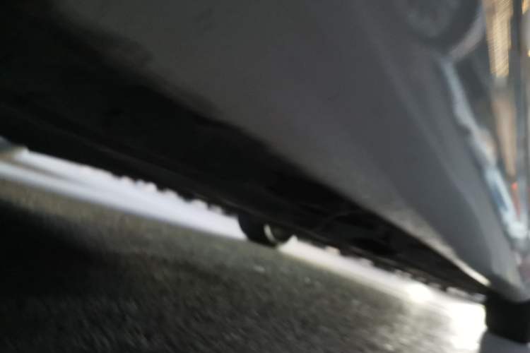 Used Mercedes-Benz C-Class 2015 C 200 L Chassis Rear Right