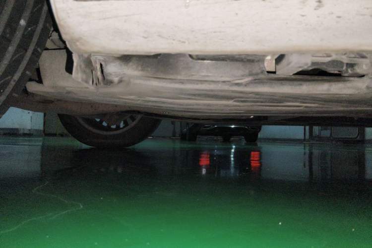 Used Mercedes-Benz C-Class 2015 C 200 L Chassis Rear Right