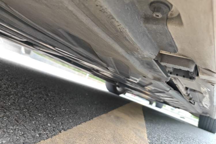 Used Mercedes-Benz C-Class 2015 C 260 L Sport Edition Chassis Rear Right