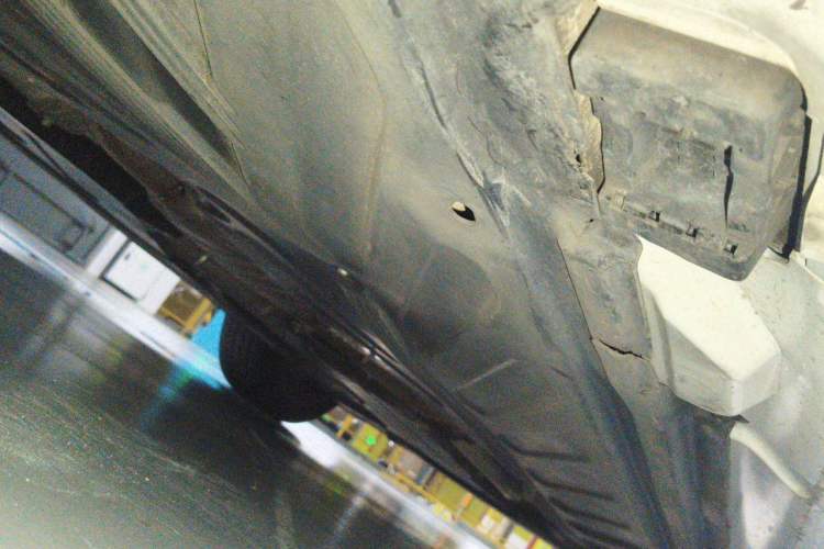 Used Mercedes-Benz C-Class 2015 C 200 station wagon Chassis Rear Right