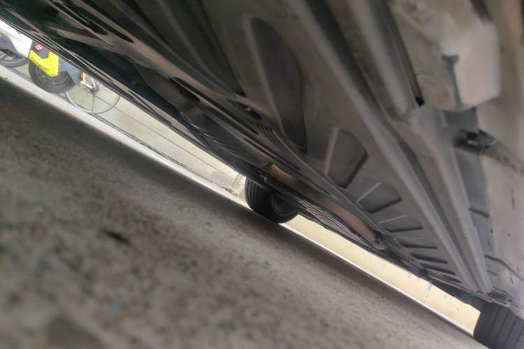 Used Mercedes-Benz C-Class 2015 C 200 station wagon Chassis Rear Right