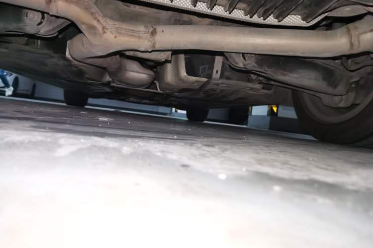 Used Mercedes-Benz C-Class 2015 Revised C 200 L Sport Edition Chassis Rear
