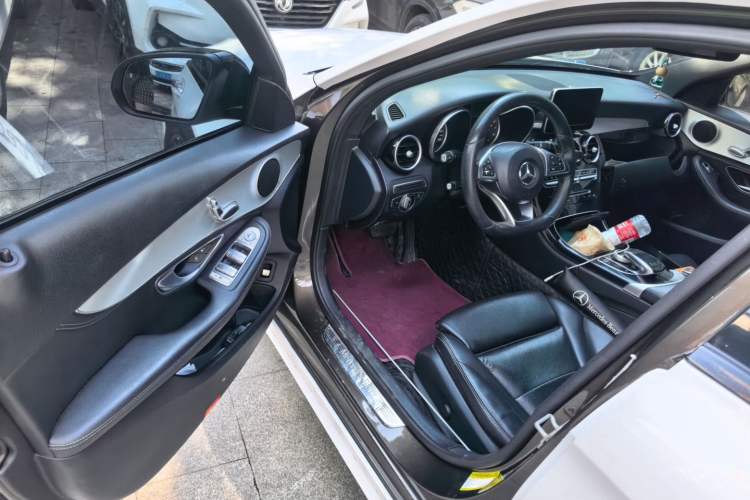 Used Mercedes-Benz C-Class 2015 C 200 Sport Edition Driver Seat