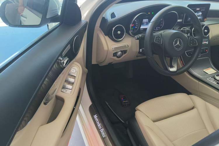 Used Mercedes-Benz C-Class 2015 C 200 L Sport Edition Driver Seat