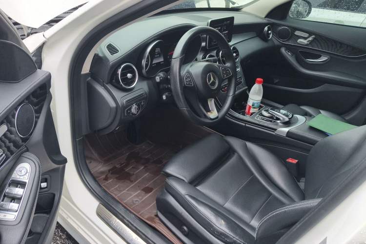 Used Mercedes-Benz C-Class 2015 C 200 L 4MATIC Sport Edition Driver Seat