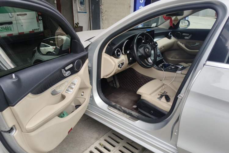 Used Mercedes-Benz C-Class 2015 C 200 L Sport Edition Driver Seat