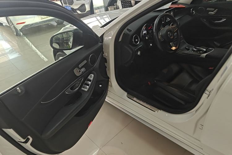 Used Mercedes-Benz C-Class 2015 C 200 L 4MATIC Sport Edition Driver Seat