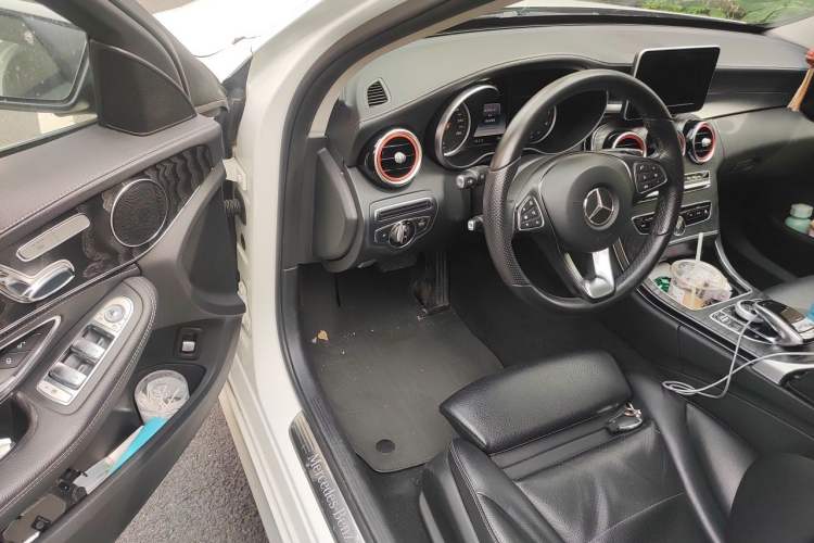 Used Mercedes-Benz C-Class 2015 Revised C 200 L Sport Edition Driver Seat