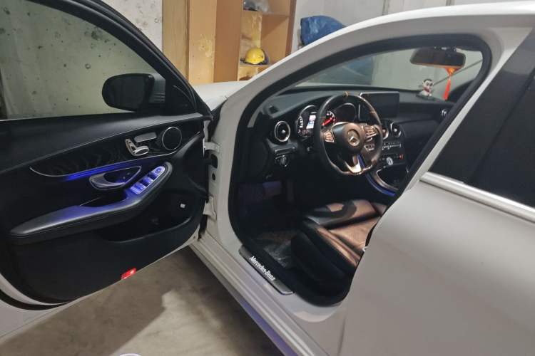 Used Mercedes-Benz C-Class 2015 C 200 L Sport Edition Driver Seat