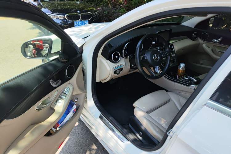 Used Mercedes-Benz C-Class 2015 Facelift C 180 L Driver Seat