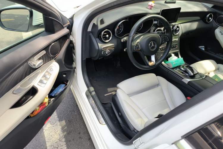Used Mercedes-Benz C-Class 2015 C 200 L Sport Edition Driver Seat