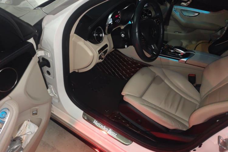 Used Mercedes-Benz C-Class 2015 C 260 L Sport Edition Driver Seat