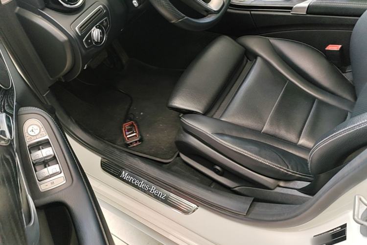 Used Mercedes-Benz C-Class 2015 Revised C 200 L Sport Edition Driver Seat
