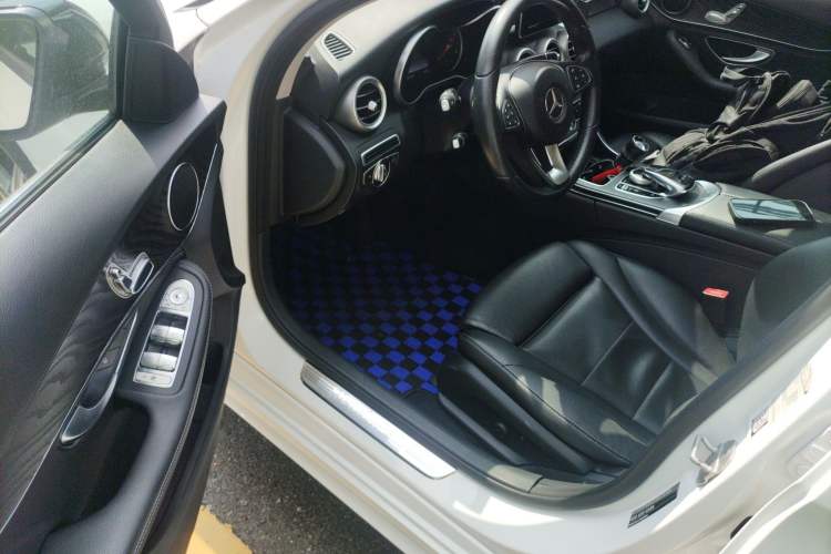 Used Mercedes-Benz C-Class 2015 C 200 station wagon Driver Seat