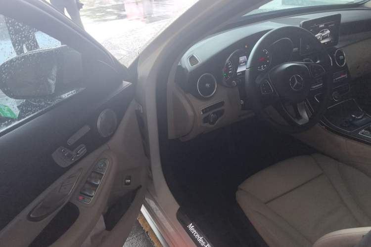 Used Mercedes-Benz C-Class 2015 C 260 L Sport Edition Driver Seat