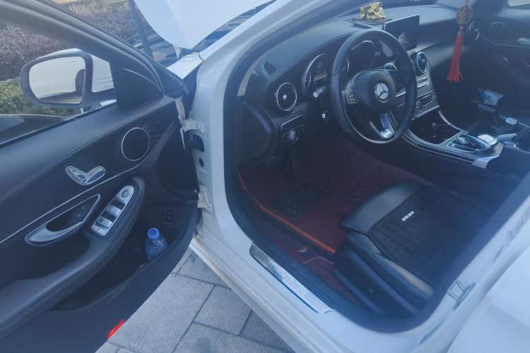 Used Mercedes-Benz C-Class 2015 C 180 L Sport Edition Driver Seat