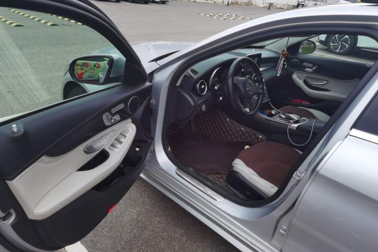 Used Mercedes-Benz C-Class 2015 C 200 L 4MATIC Sport Edition Driver Seat