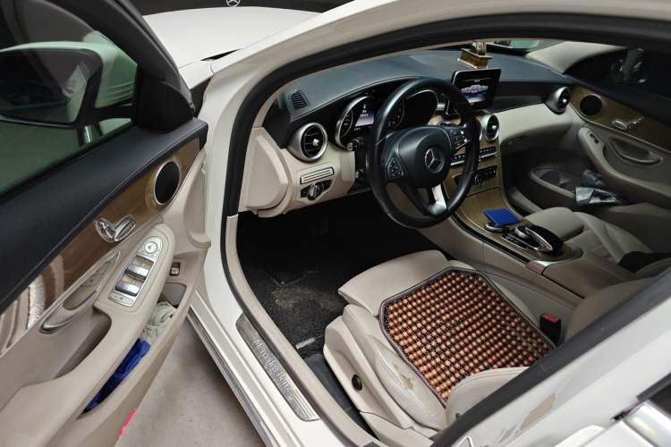 Used Mercedes-Benz C-Class 2015 C 180 L Driver Seat