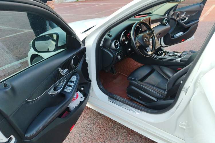 Used Mercedes-Benz C-Class 2015 C 200 station wagon Driver Seat