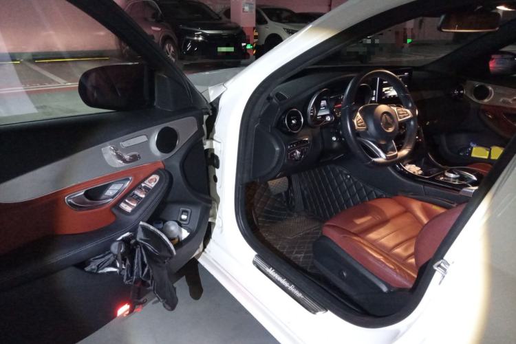 Used Mercedes-Benz C-Class 2015 C 300 Sport Edition Driver Seat