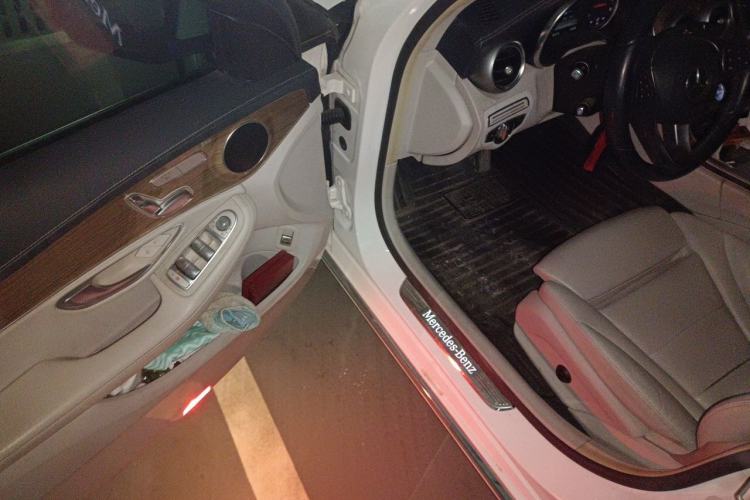 Used Mercedes-Benz C-Class 2015 C 200 L Driver Seat