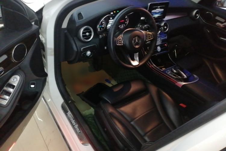 Used Mercedes-Benz C-Class 2015 C 200 L Driver Seat