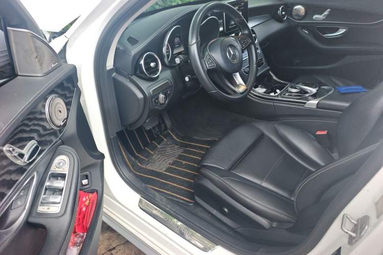 Used Mercedes-Benz C-Class 2015 C 180 L Sport Edition Driver Seat