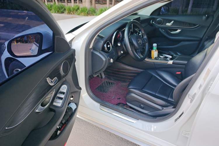 Used Mercedes-Benz C-Class 2015 C 180 L Sport Edition Driver Seat