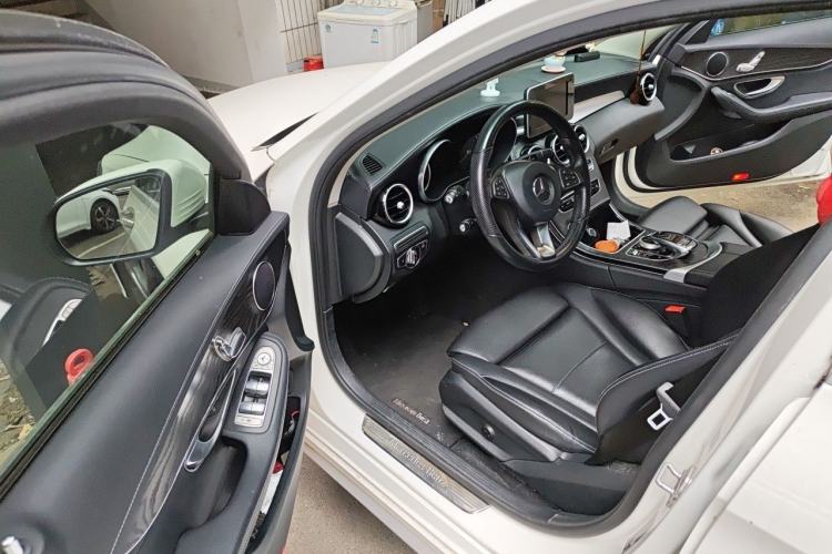 Used Mercedes-Benz C-Class 2015 Facelift C 180 L Driver Seat