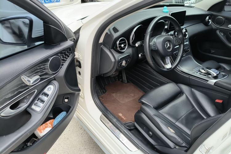 Used Mercedes-Benz C-Class 2015 Restyled C 180 L Sport Edition Driver Seat