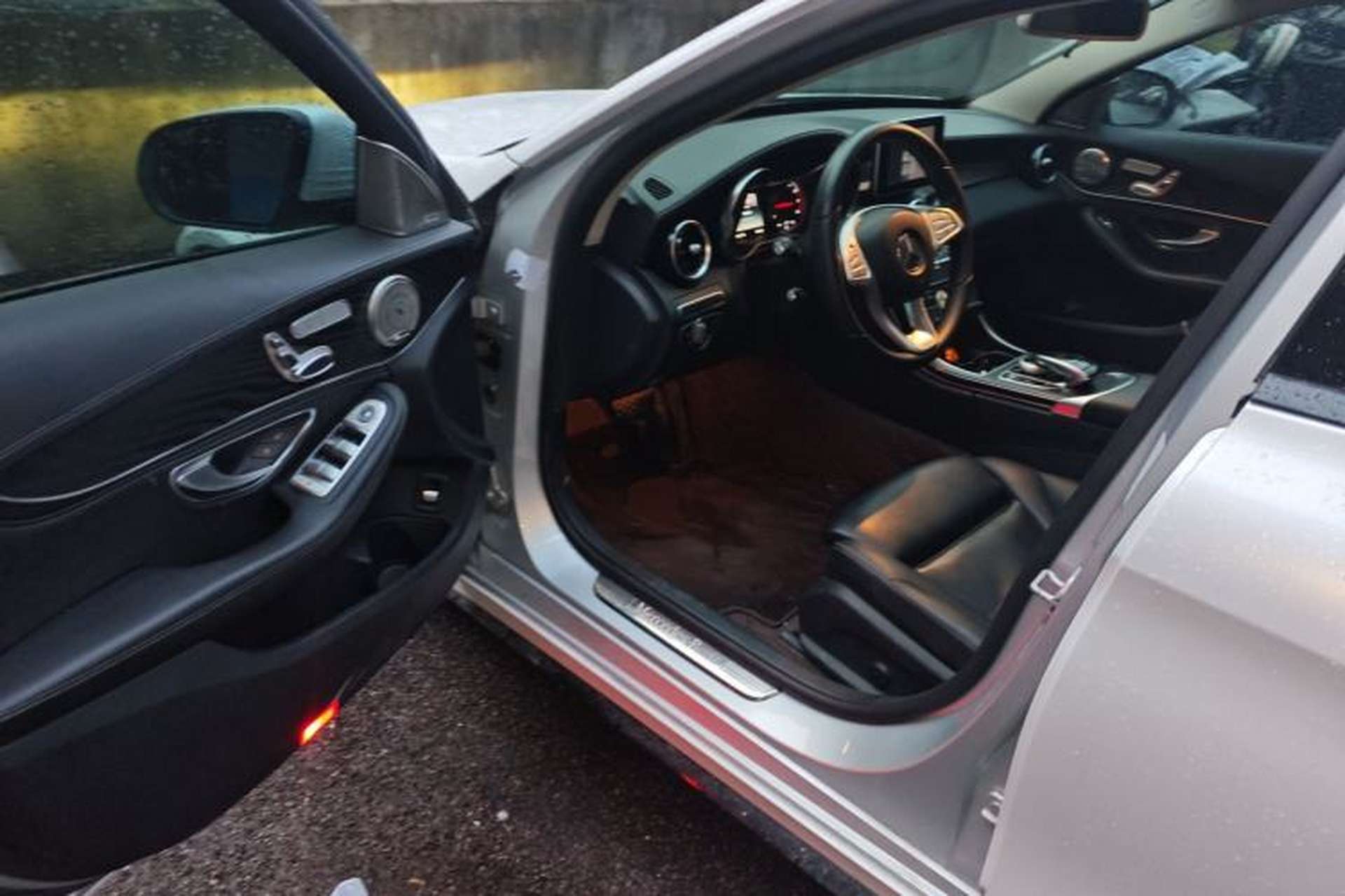 Used Mercedes-Benz C-Class 2015 C 200 L Sport Edition Driver Seat