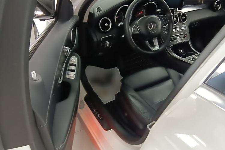 Used Mercedes-Benz C-Class 2015 Restyled C 180 L Sport Edition Driver Seat