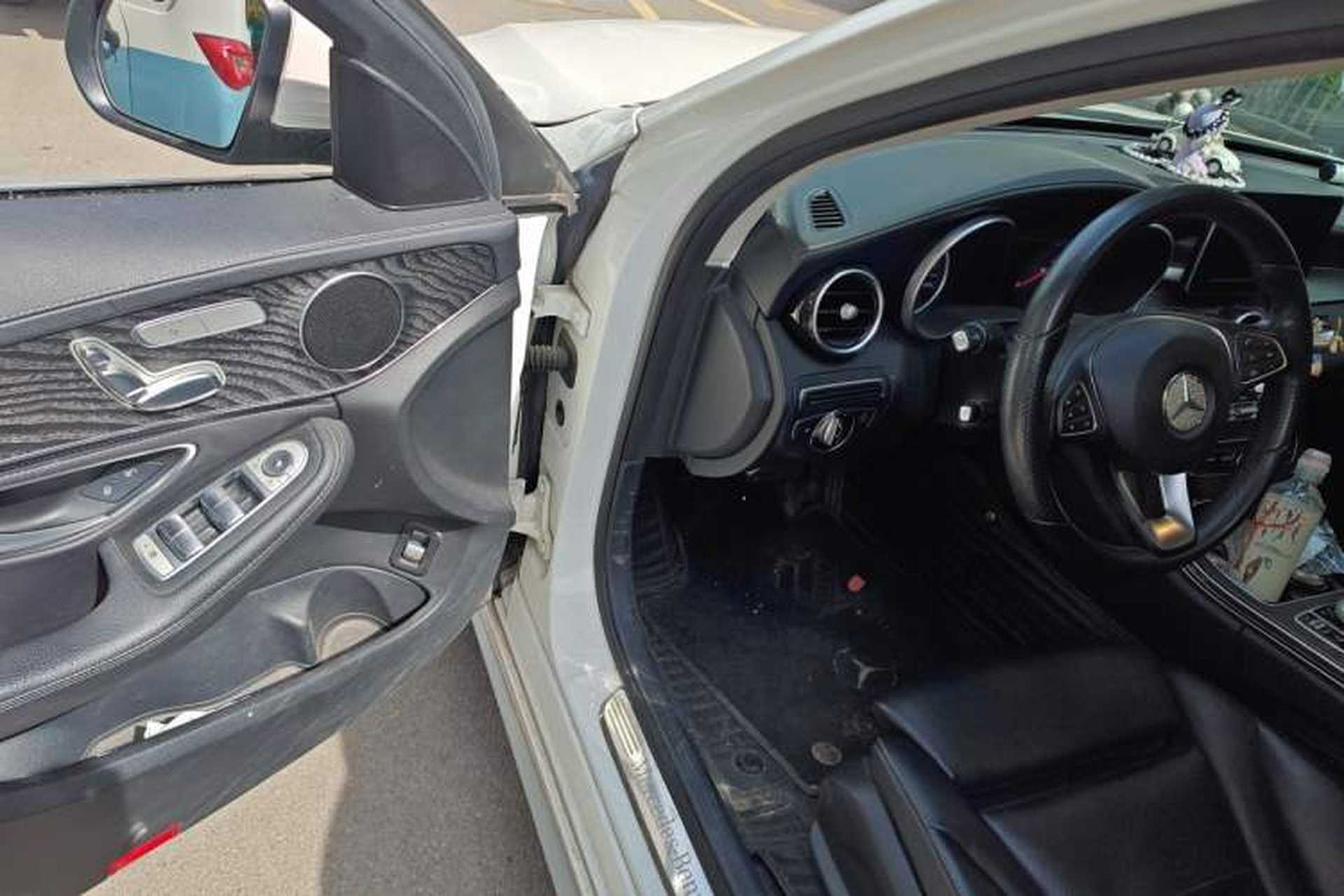 Used Mercedes-Benz C-Class 2015 Revised C 200 L Sport Edition Driver Seat