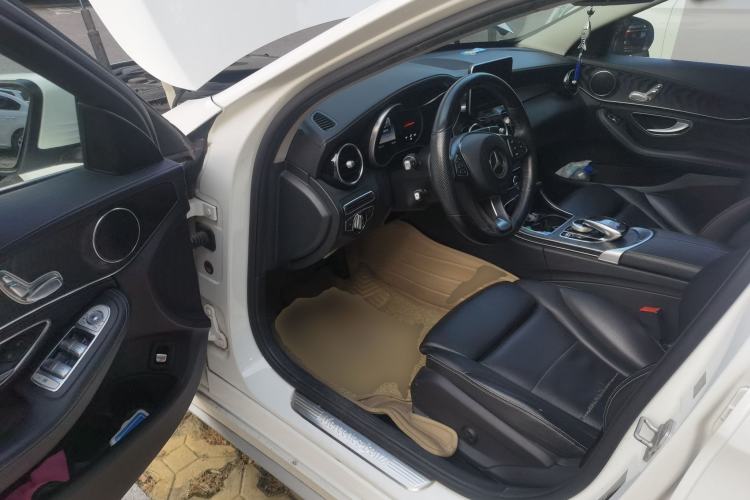 Used Mercedes-Benz C-Class 2015 C 180 L Sport Edition Driver Seat