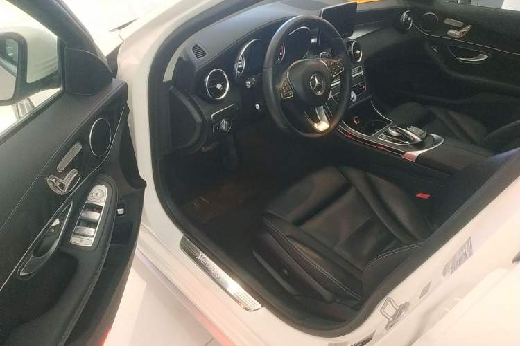 Used Mercedes-Benz C-Class 2015 C 200 L Sport Edition Driver Seat