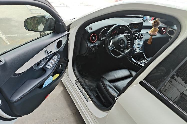 Used Mercedes-Benz C-Class 2015 C 200 Sport Edition Driver Seat