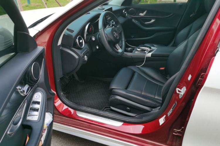 Used Mercedes-Benz C-Class 2015 Restyled C 180 L Sport Edition Driver Seat
