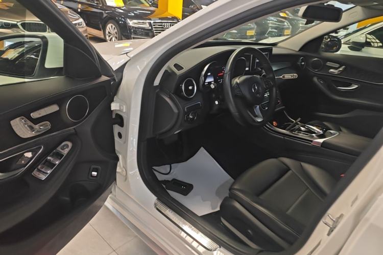 Used Mercedes-Benz C-Class 2015 C 200 L 4MATIC Sport Edition Driver Seat