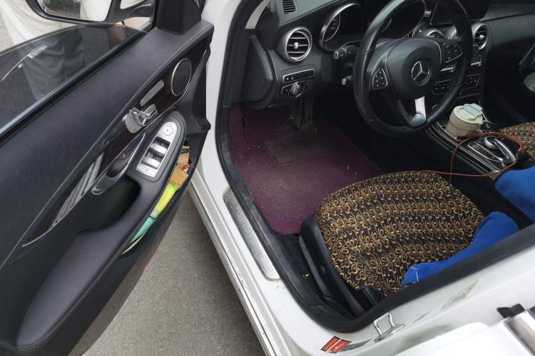 Used Mercedes-Benz C-Class 2015 C 260 L Driver Seat