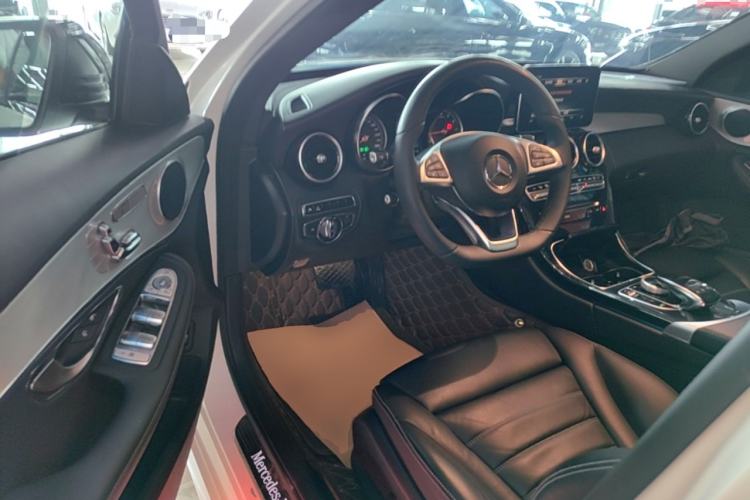 Used Mercedes-Benz C-Class 2015 C 300 Sport Edition Driver Seat