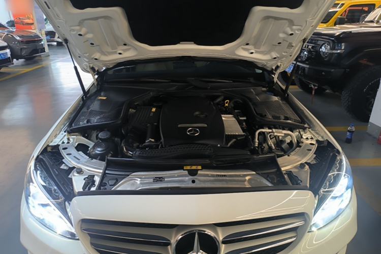 Used Mercedes-Benz C-Class 2015 Revised C 200 L Sport Edition Engine Bay