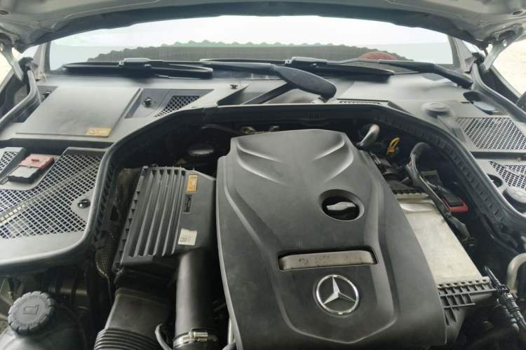 Used Mercedes-Benz C-Class 2015 C 200 L Sport Edition Engine Bay