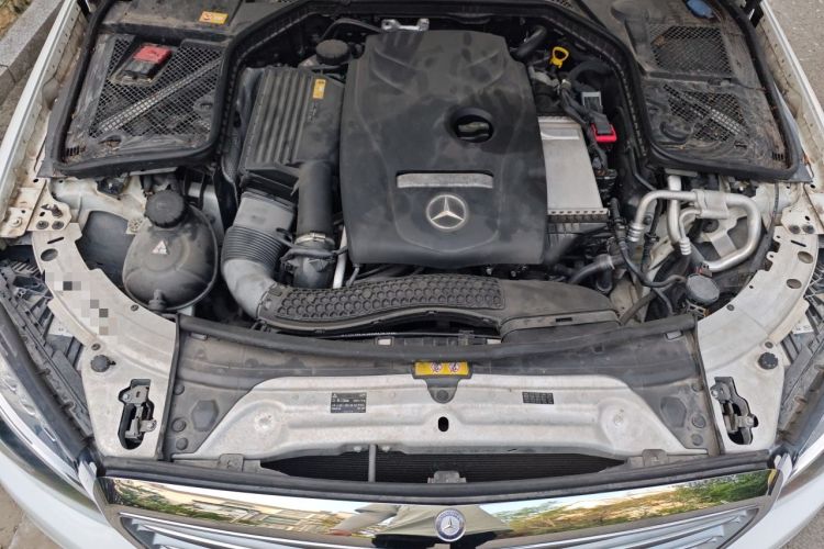 Used Mercedes-Benz C-Class 2015 C 200 L Engine Bay