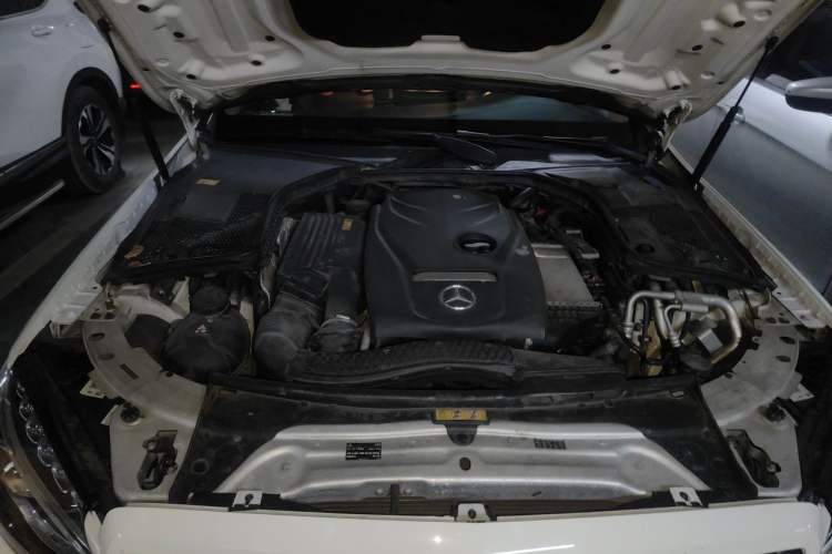 Used Mercedes-Benz C-Class 2015 Facelift C 180 L Engine Bay