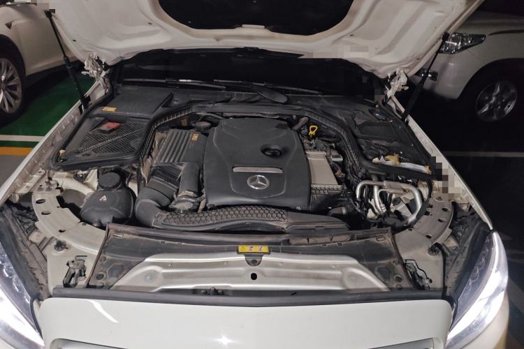 Used Mercedes-Benz C-Class 2015 C 200 station wagon Engine Bay