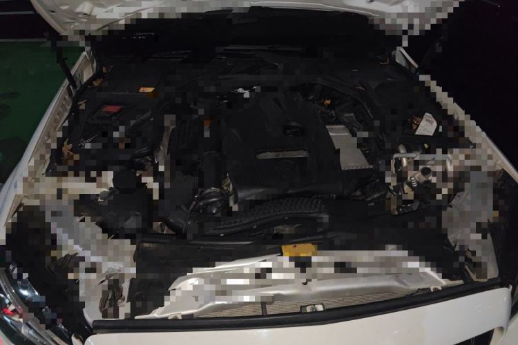 Used Mercedes-Benz C-Class 2015 Revised C 200 L Sport Edition Engine Bay