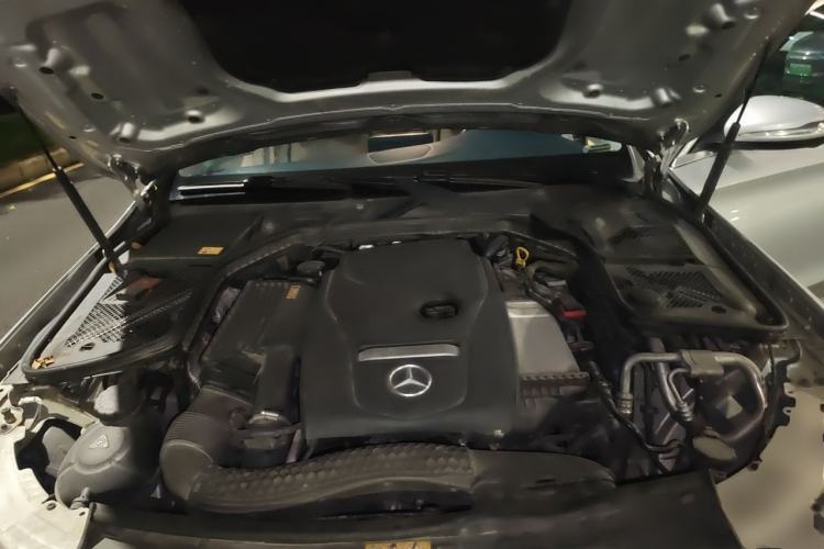 Used Mercedes-Benz C-Class 2015 C 200 L Engine Bay