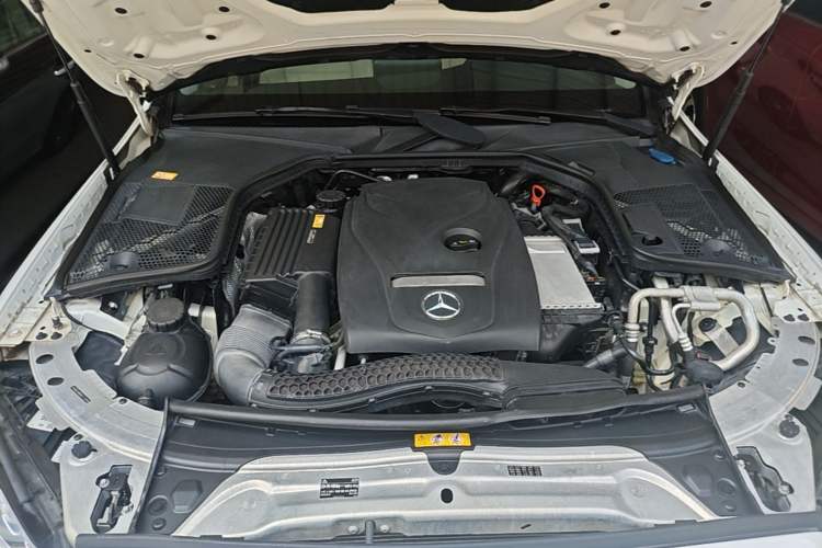 Used Mercedes-Benz C-Class 2015 Restyled C 180 L Sport Edition Engine Bay