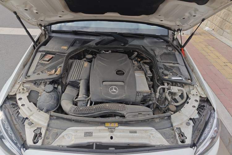 Used Mercedes-Benz C-Class 2015 C 200 Sport Edition Engine Bay